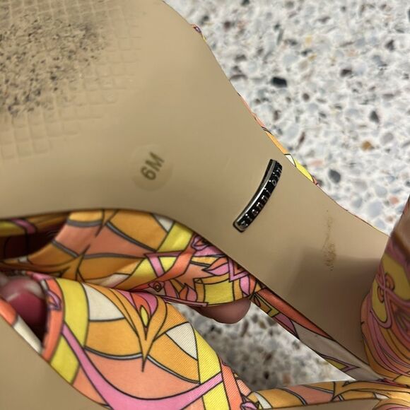 Gianni Bini pink yellow Kelly print Pucci bow sandal heel 6 Dillards - Picture 4 of 7
